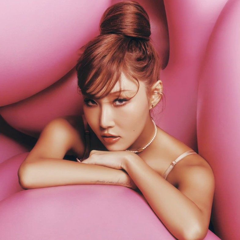 華莎青龍獎表演登韓國熱搜！從被要求退團逆襲成新一代K-pop女王