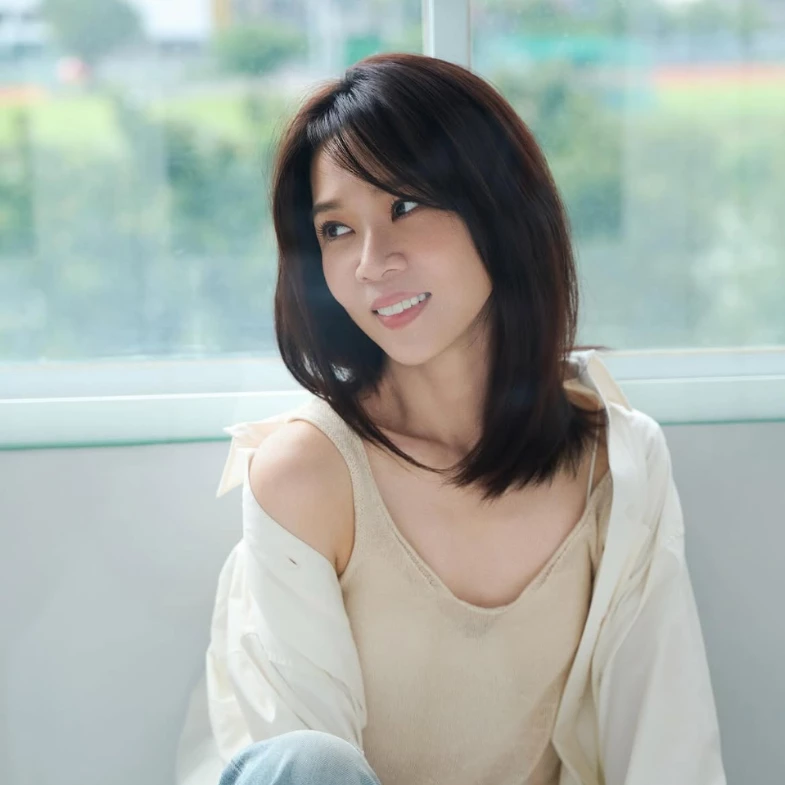 46歲謝盈萱短髮太減齡！7款40+熟齡髮型推薦：《欠妳的那場婚禮》鎖骨鮑伯、耳下魚尾剪顯小臉