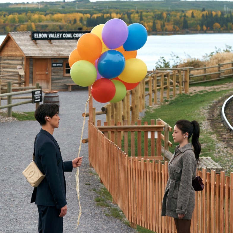 連線採訪｜《愛情怎麼翻譯》金宣虎、高允貞坦言「這條件」第一集就交往