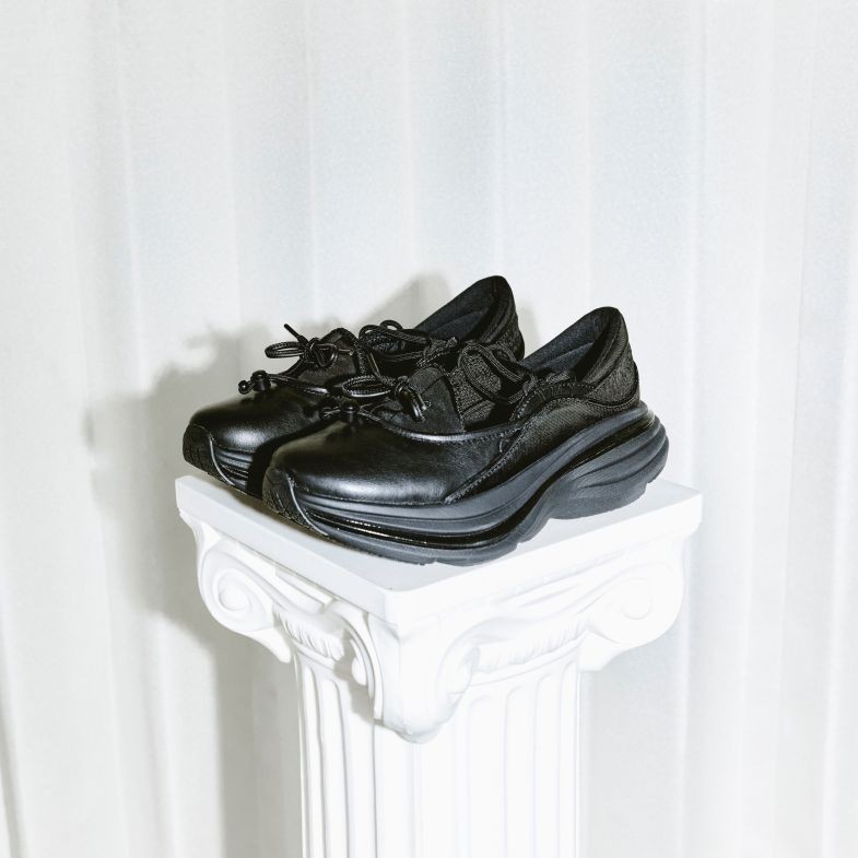 Hoka「Bondi Mary Jane」成下一雙熱賣款！4亮點：運動元素融入瑪莉珍鞋，日本女生都在穿