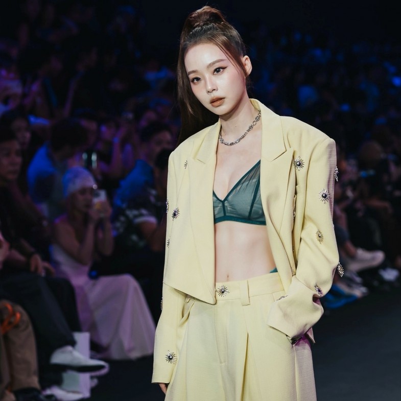 44歲孫淑媚減齡穿搭秘訣！2025平價Oversize西裝外套推薦8款