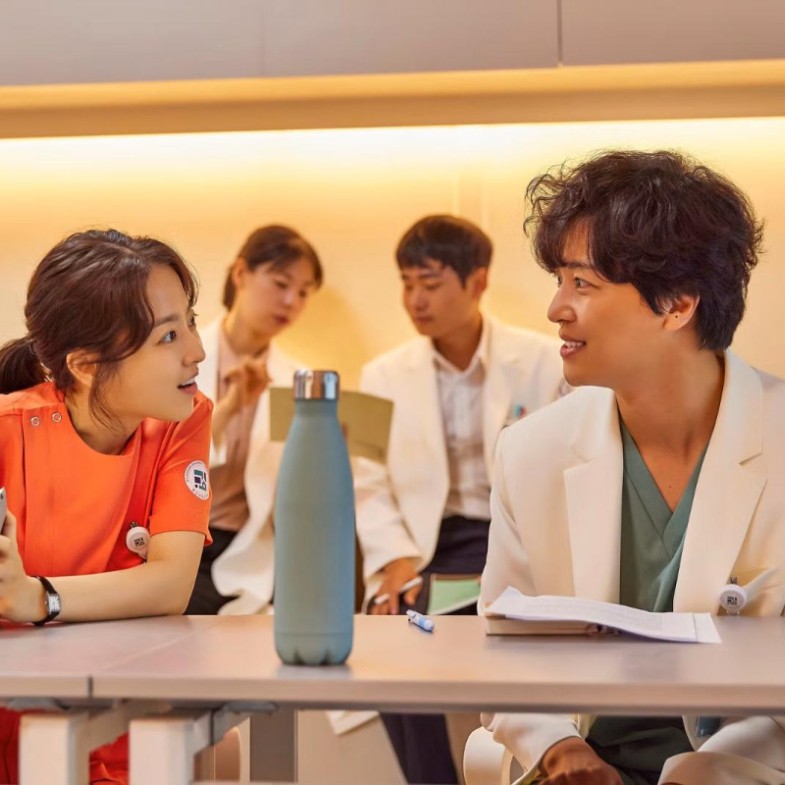 治癒系韓劇推薦 8 部！《低谷醫生》《公益律師》以溫柔撫慰疲憊日常