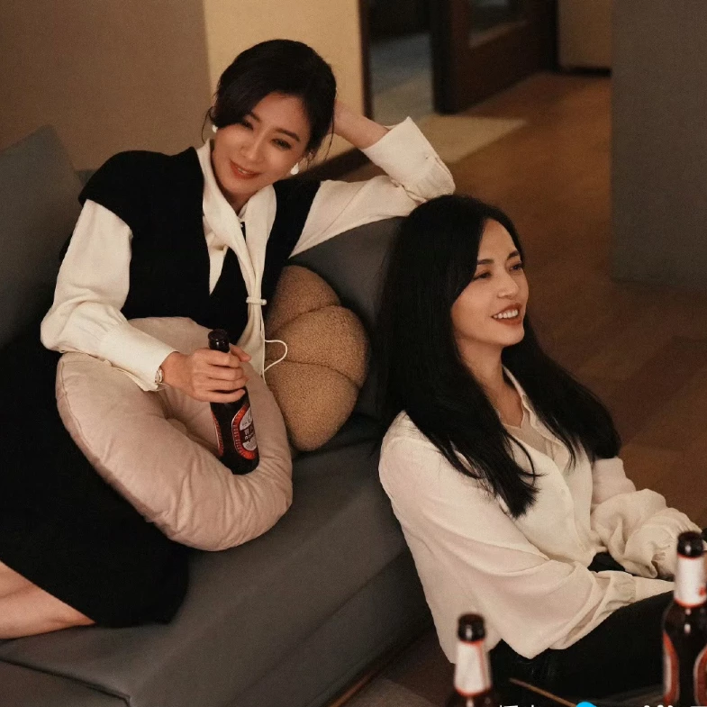 口碑爆棚！8部「雙女主職場」陸韓劇推薦，《新聞女王》《好搭檔》拒絕雌競爽度爆表