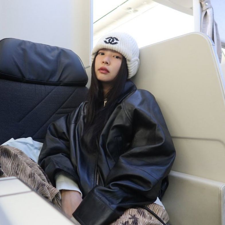 Jennie最愛毛帽穿搭！私服4招穿搭公式，「這樣做」最顯臉小