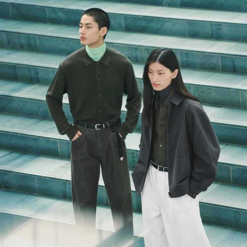 Uniqlo 2026秋冬C系列「這時」開賣！全新氣球褲最遮肉，這雙皮革靴備受關注！