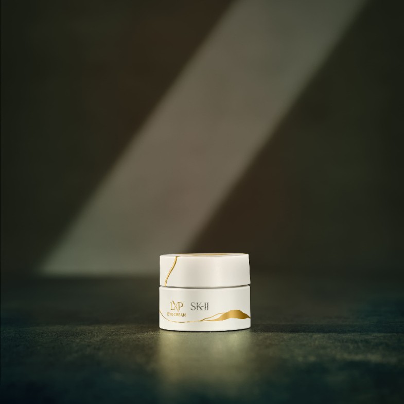 50歲眼霜推薦14款！專櫃抗老眼霜怎麼選？熟齡淡紋、緊緻、亮眼一次搞定