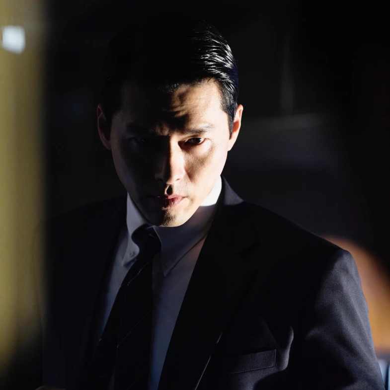 《韓國製造2》玄彬、鄭雨盛黑化瘋批對決！總統遇刺、雙十二政變歷史節點深度解析