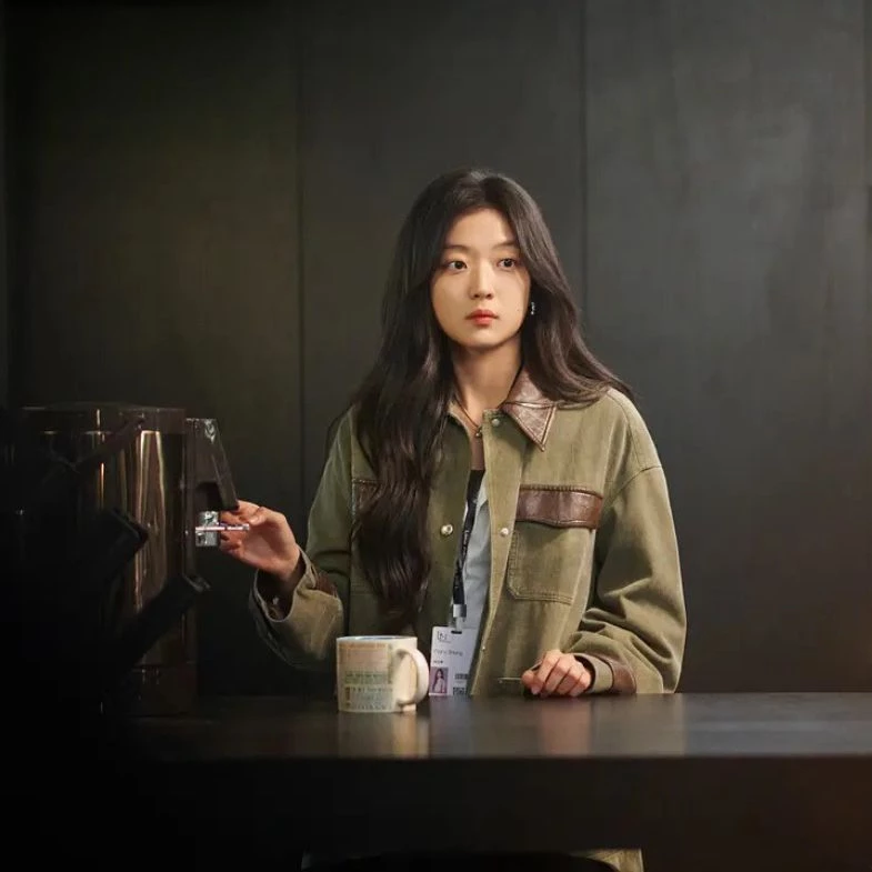 總說遠距離很舒服，看到別人約會卻偷偷失落的星座TOP4：水瓶愛自由，「這星座」其實最怕孤單
