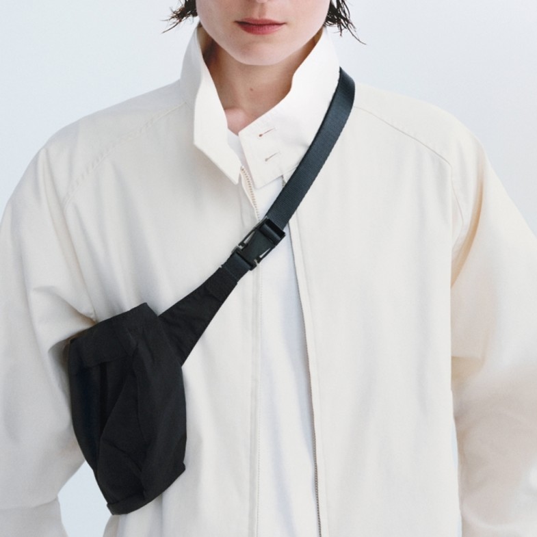 Hermès前設計師操刀！Uniqlo斜背小包500有找，開賣時間曝