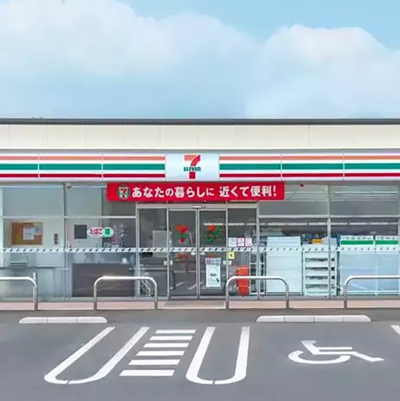 日本寄放行李新選擇！7-Eleven開放「寄存服務」只要百元，如何使用？