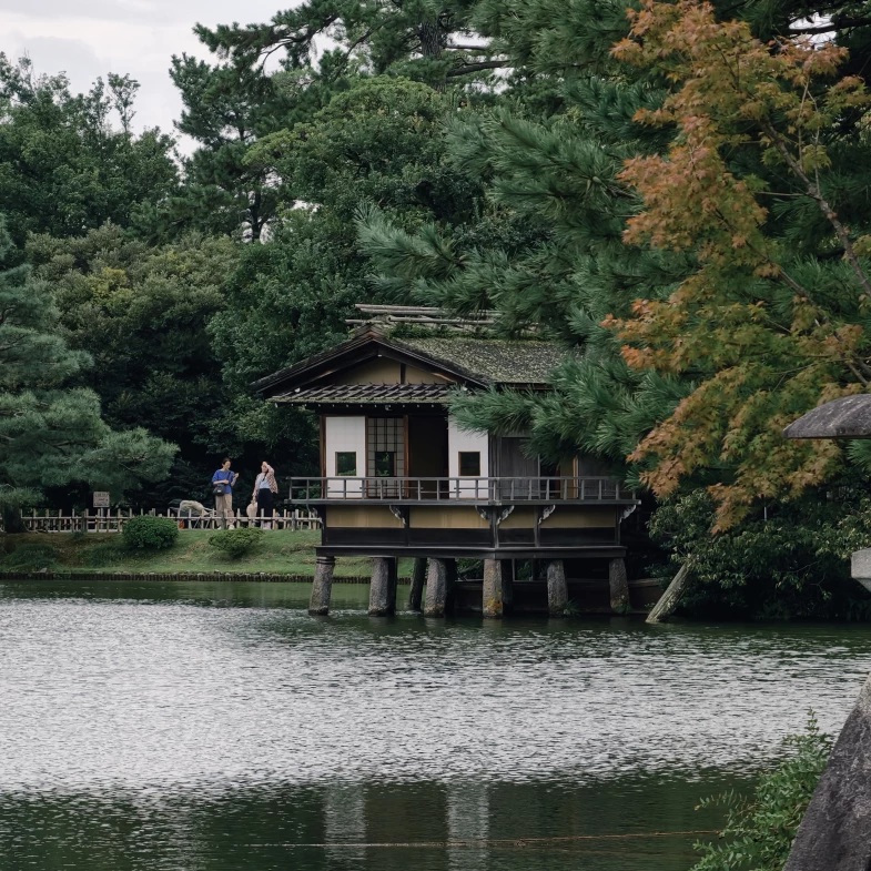 金澤自由行8個景點推薦：日本三大庭園隱藏巷內、超過2000年歷史神社｜Bella出國去