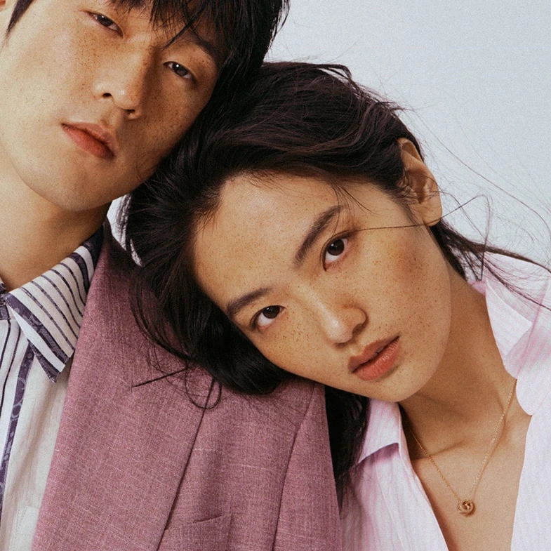 Dior 新系列 Dioriviera 再掀話題！男女裝加入花卉、條紋元素，於浪漫氛圍中展現溫柔力量
