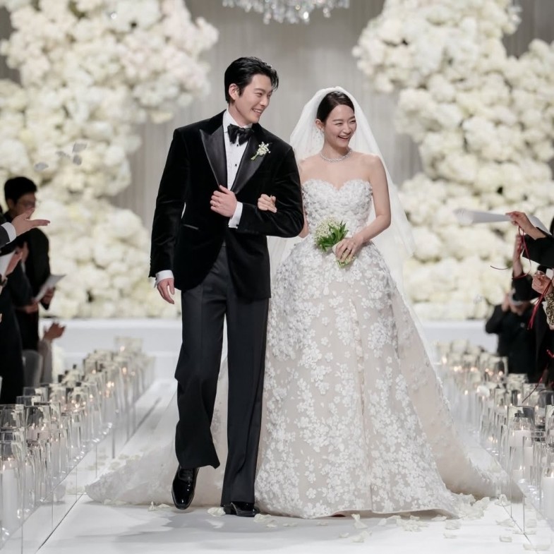 申敏兒婚紗品牌曝光！4點認識Elie Saab，孫藝珍、泰勒絲都愛穿