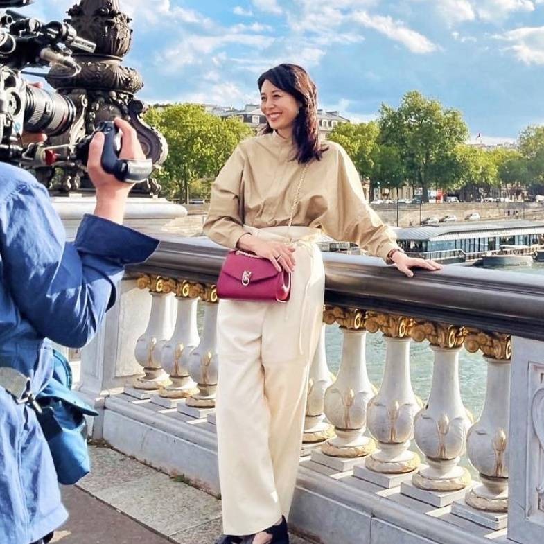 《米之女》松嶋菜菜子53歲減齡穿搭6招：「這兩種單品組合」任何熟女都能上手