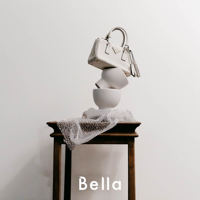 Prada 秋冬包3款推薦：標誌性尼龍包、Galleria掛上機器人吊飾超可愛！「這款」將成下個IT Bag？