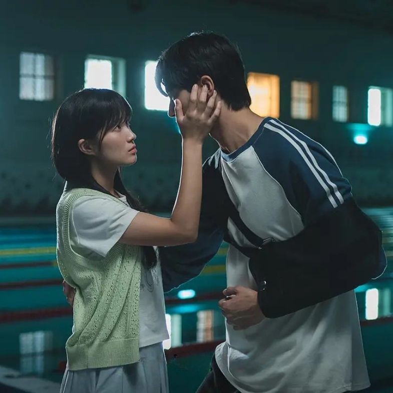 嘴上裝冷靜，內心早已偷偷暈船星座TOP4：巨蟹一被關心就心動，「這星座」一被撩就開始幻想未來