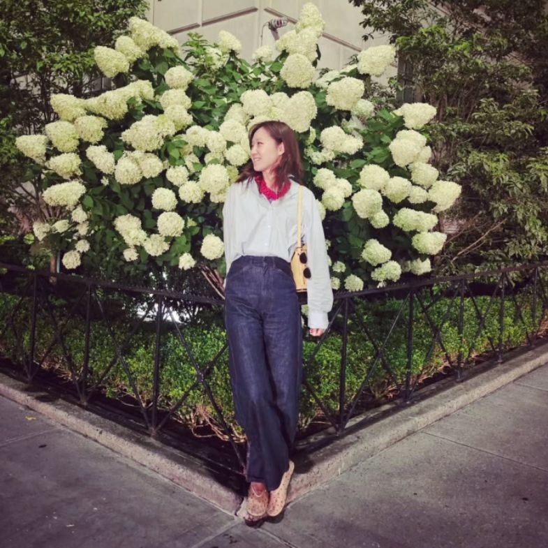 孔孝真示範牛仔褲穿搭4招：日常也可以很高級，「這樣穿」超減齡