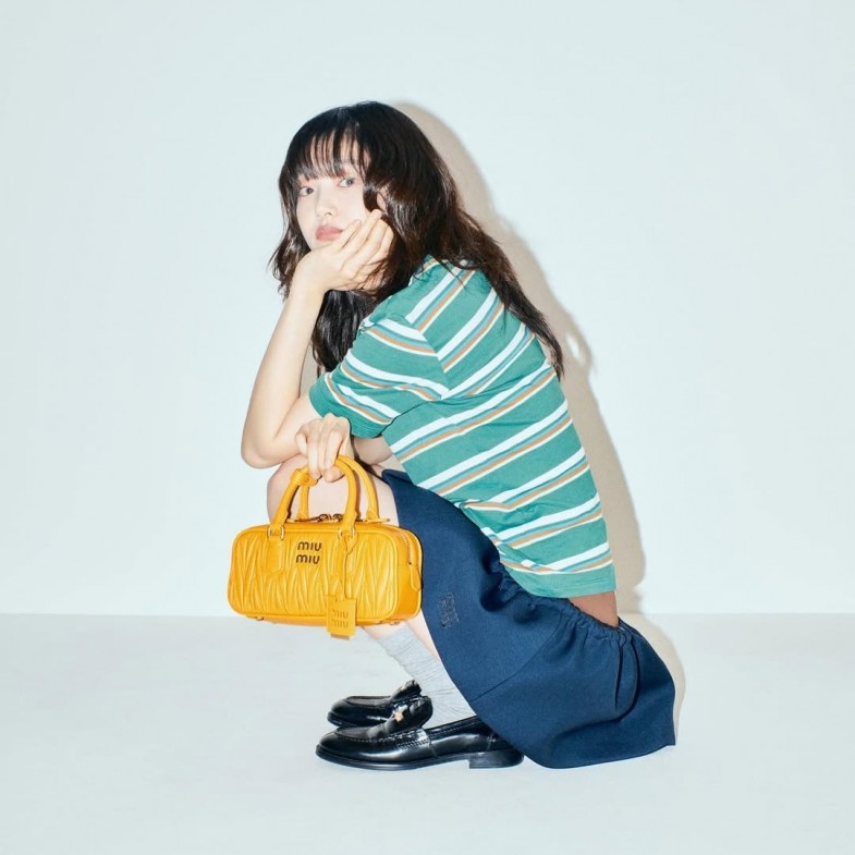 《現金英雄》金慧峻私服包袋盤點4款：MiuMiu、RV方釦包超吸睛