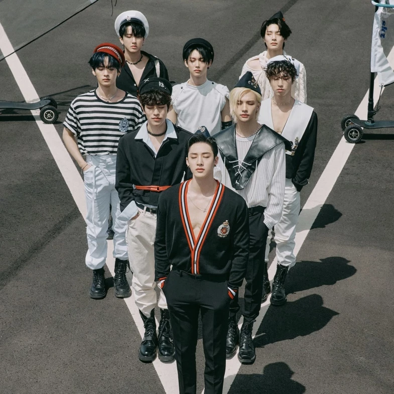 Stray Kids接棒BIGBANG，12月唱進台北大巨蛋！