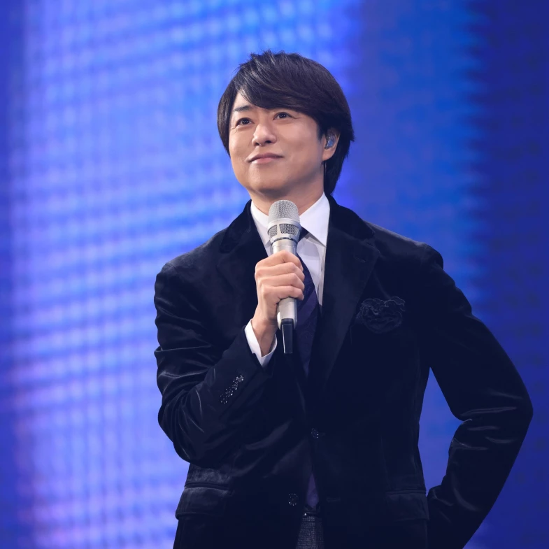 櫻井翔攜日韓天團嗨爆小巨蛋！櫻坂46許願想吃小泡芙，&TEAM合體林志玲演繹〈心電心〉