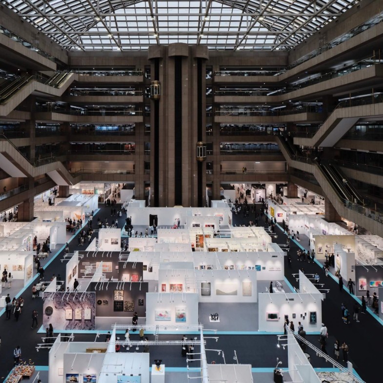  10月必看展覽懶人包：南美館「皮膚と内臓」衝擊感官！萬眾期待台北藝博登場、11月重點展覽預告