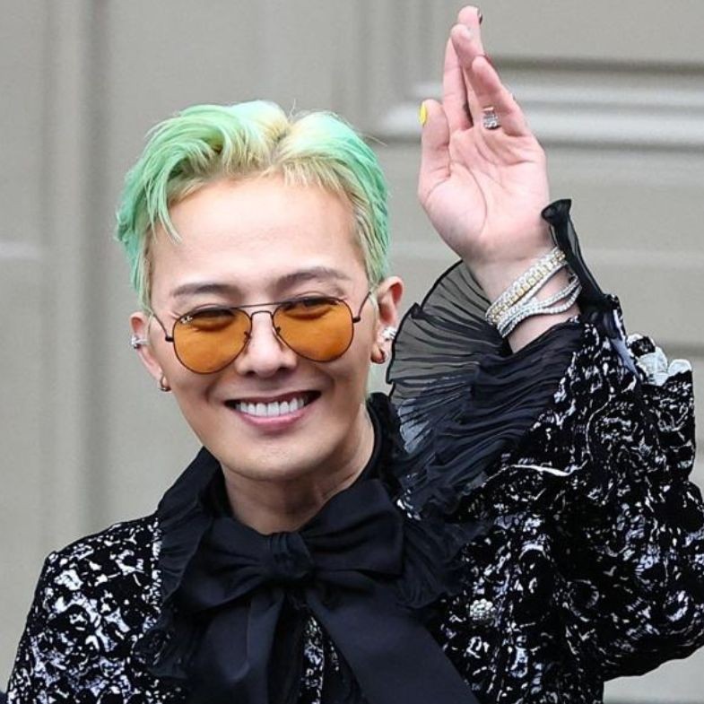 GD、Lisa 都在戴的「網球手鏈」為何爆紅？盤點 2026 熱門款式