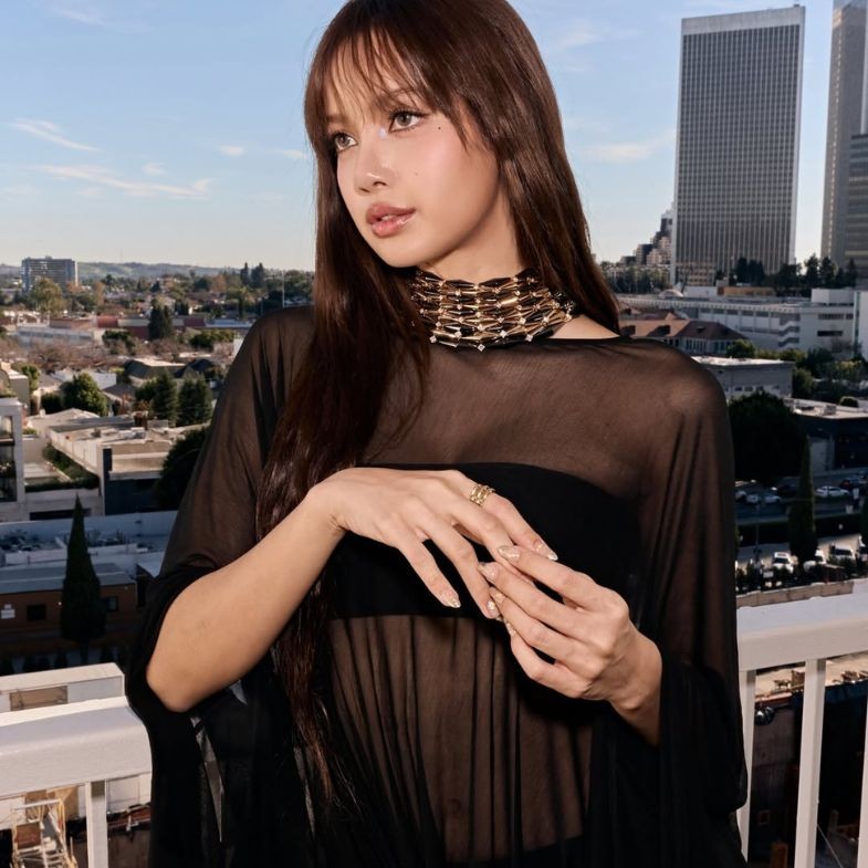 BLACKPINK Lisa 從「不被看好」到身價 75 億的女王：曾遭負評攻擊長相，她靠「這股狠勁」成世界頂流