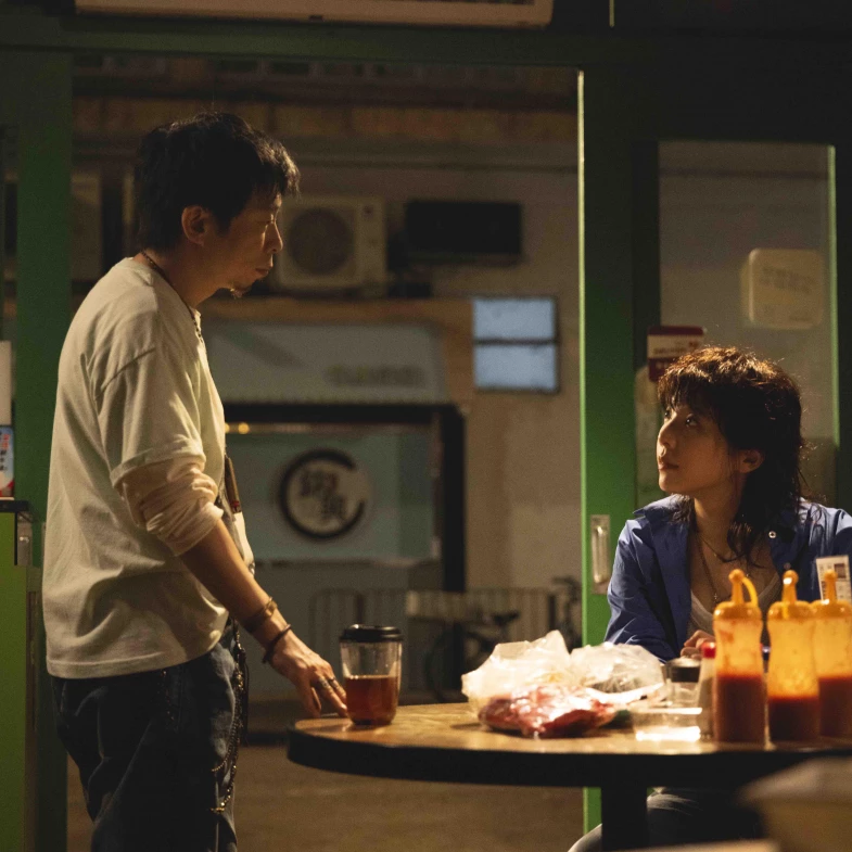 鍾雪瑩拼二度封后！黑馬港片《善男信女》金馬提名9大獎，外送點錯餐竟演變成血流成河？