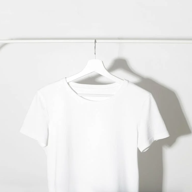 白T發黃、襯衫咖啡漬怎麼辦？ 7 招教你「去漬」、「防黃」一次搞定！