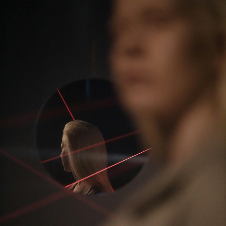 不是懷念初戀，而是沒說完的再見！心理學揭：人對「沒結果的愛」最難釋懷