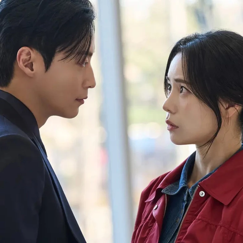 總說朋友沒關係，其實早就默默吃醋的星座TOP4：獅子佔有慾強，「這星座」嘴上不認心裡最在意