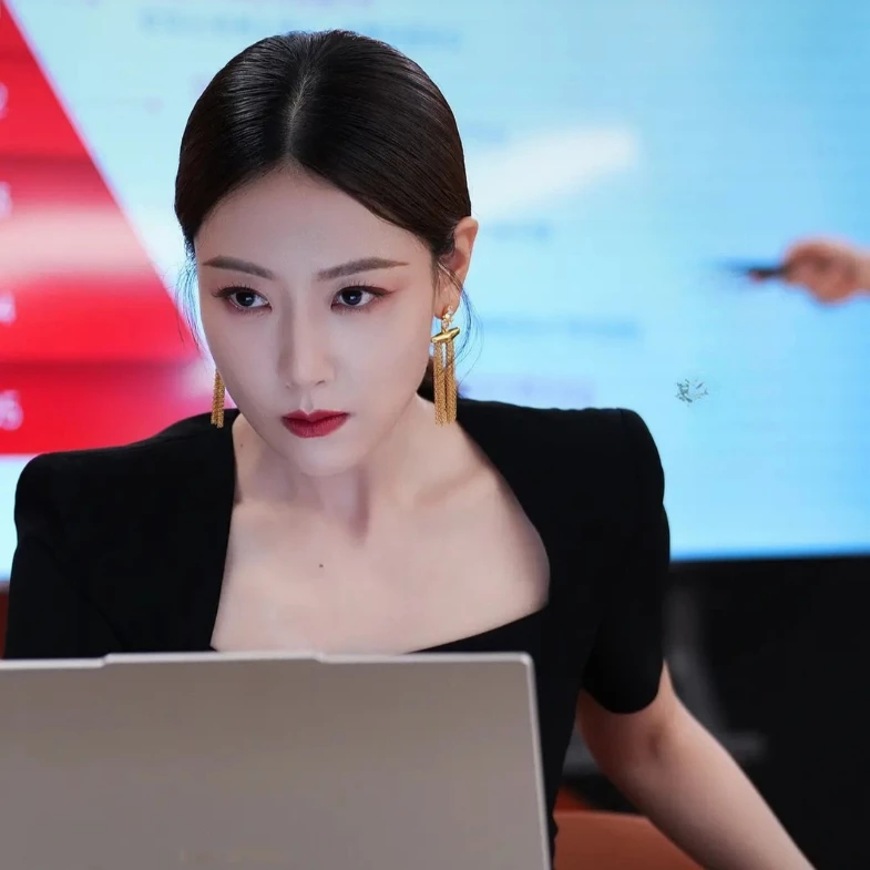 朋友面前永遠嘻嘻哈哈，獨處時卻連笑容都懶得維持的星座TOP4：雙子反差大，「這星座」開朗都是保護色