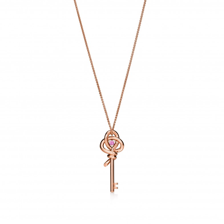 新年開運粉紅藍寶石項鍊推薦8選！Tiffany 2026全新鑰匙項鍊必入手