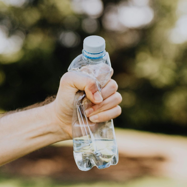 日本爆紅「特水」減肥法！專家解答原理、效果與瘦身喝法完整解析