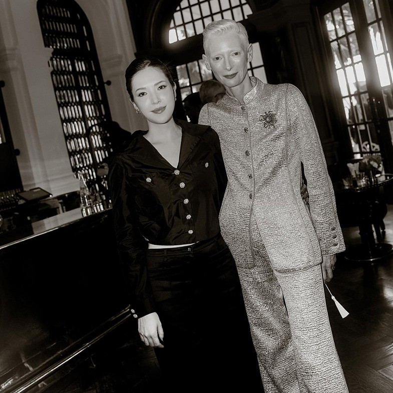 許瑋甯2026香奈兒度假大秀穿搭4招：25包款、鞋履配飾一次看