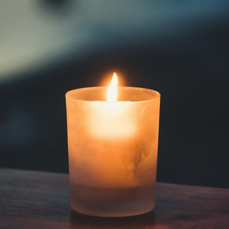  2026新春點燈全攻略：光明燈、太歲燈怎麼點？10大燈種功能懶人包