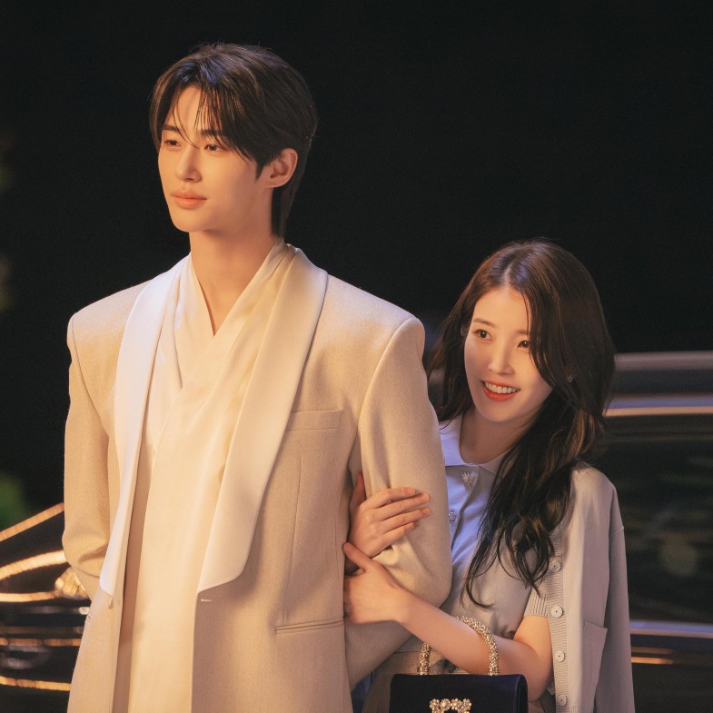《21世紀大君夫人》將完結！IU、邊佑錫「受困火海」收視狂飆揭8大幕後秘辛