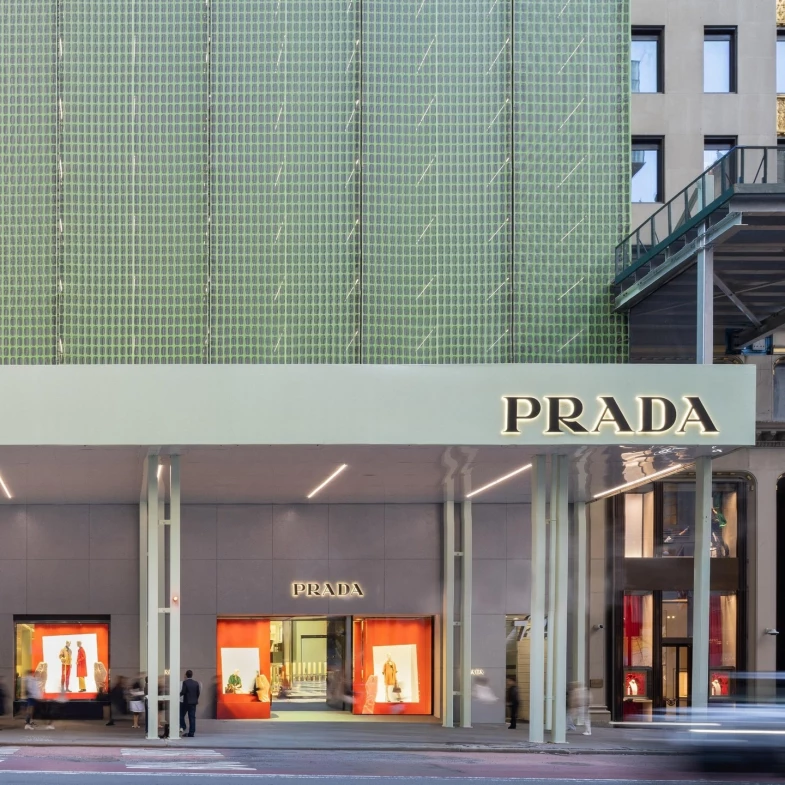 Jennie新代言帶動業績，Hermès、Prada財報公開｜時尚一週大事