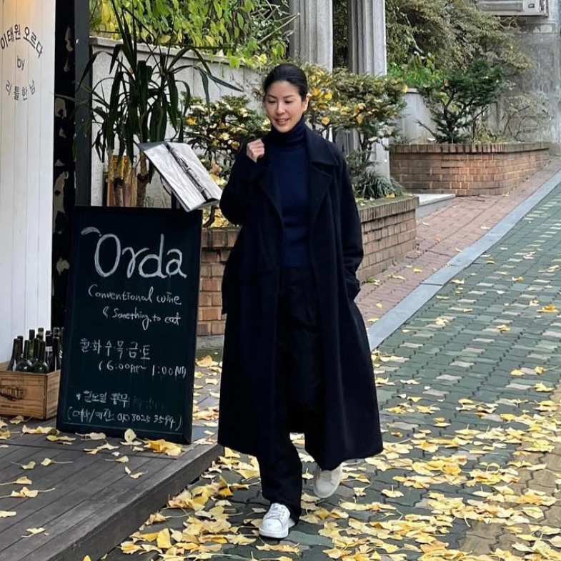 52歲許茹芸減齡穿搭太強！完美7公式：挑戰逆天長腿這樣穿