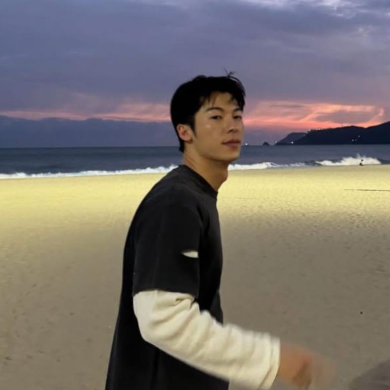 許光漢、BTS柾國私服帥度爆表！8款腕錶搭配指南讓你造型更吸睛