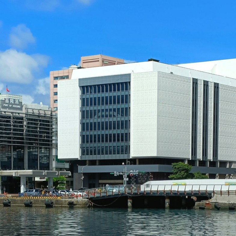 基隆圖書館「新總館」啟用！坐落文化中心，打造全新閱讀空間