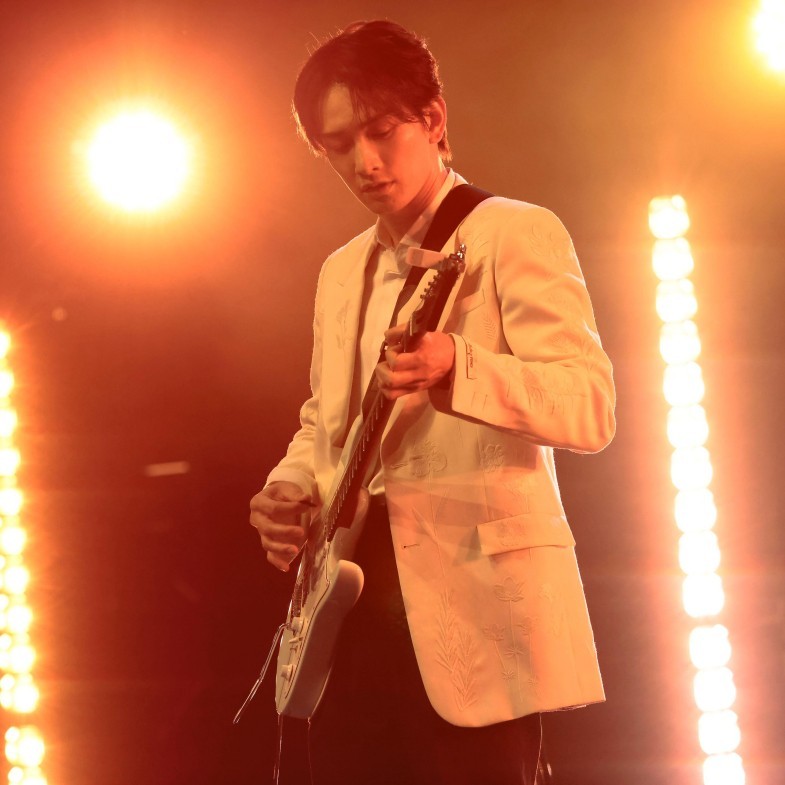 町田啓太來台會千粉嗨爆！重現《玻璃之心》吉他名曲，被問「這題」被考倒