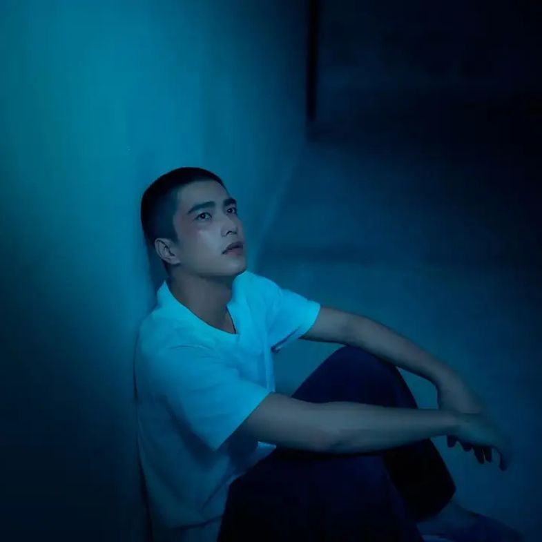 你不是不夠努力，而是被教成只能當「贏家或輸家」，一篇教你如何改寫自己的人生曲線