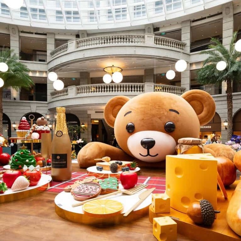 2025台北聖誕景點推薦：Top8！Bellavita巨熊、中山站《動物方城市》聖誕樹萌翻天