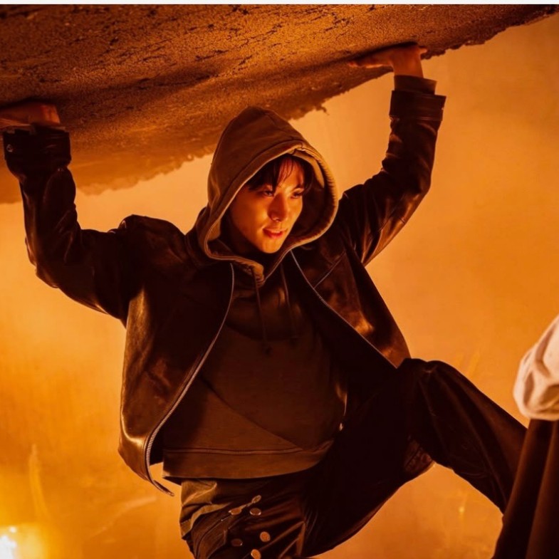 Netflix《現金英雄》線上看5大亮點！李俊昊化身平民超人，李彩玟再次挑戰反派